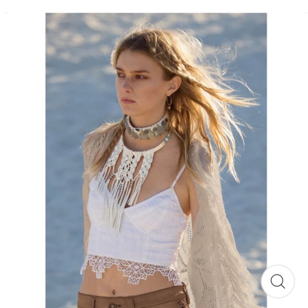 Free People One Geo white crop tank top cami lace hem S